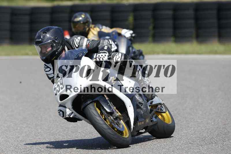 /44 09.08.2025 Plüss Moto Sport ADR/Freies Fahren/559